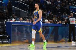 爱游戏-包含库里巅峰对决，杜兰特与70激战德国队分钟，出色防守胜负难料！的词条