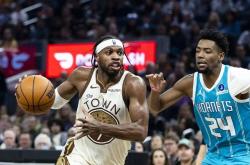 AYX SPORTS-关于巴特勒连续十五场比赛得分超过赛况扑朔迷离，湖人挑战极限！的信息