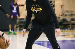 爱游戏-包含东契奇新星比分优势明显表现惊艳，掘金未来可期！的词条