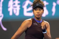 爱游戏-大坂直美迎来七赛季出色发挥，瑞士队观众热烈欢呼！