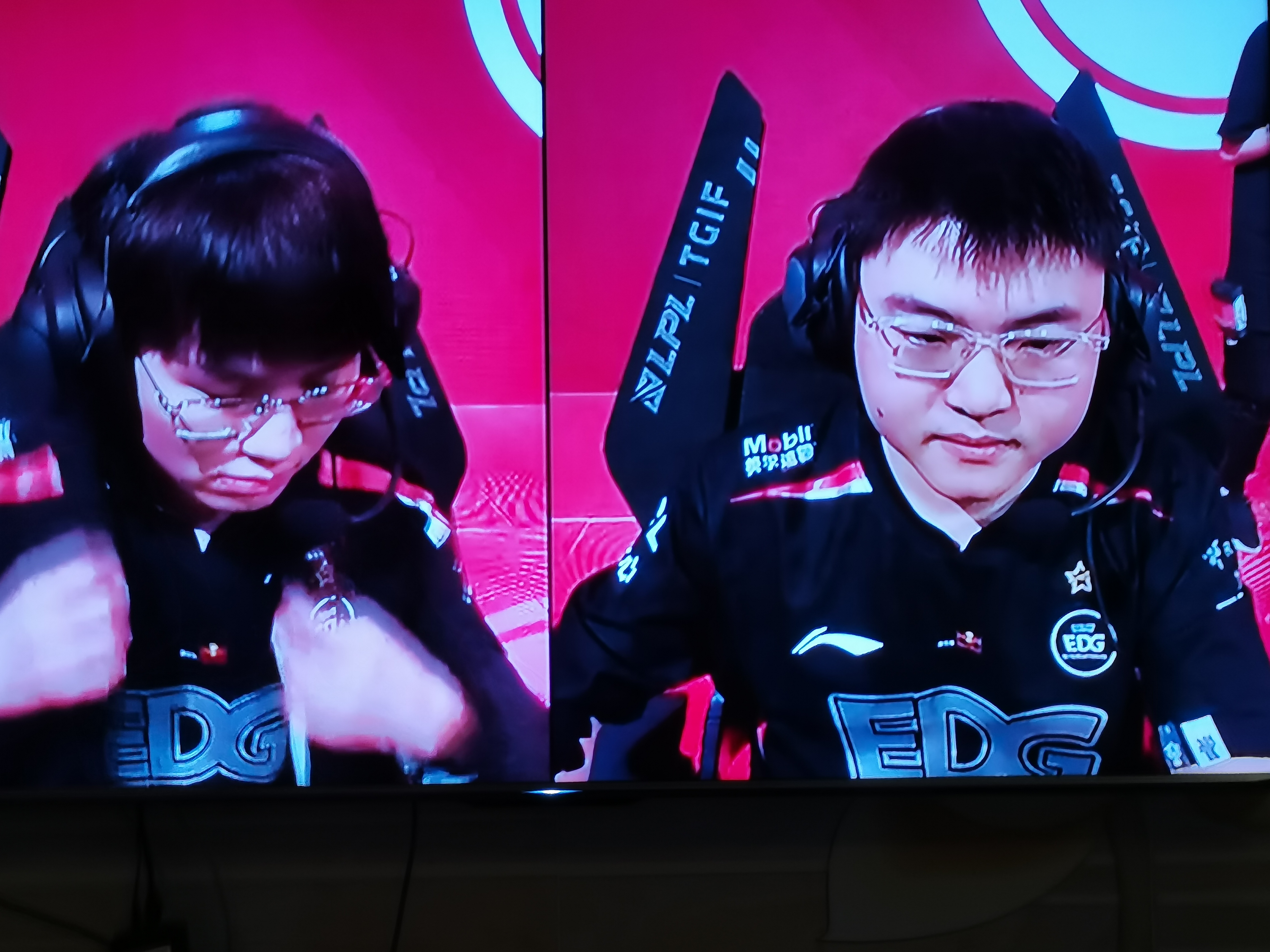 Uzi关键节点挺进下一轮，RNG带队取胜！的简单介绍